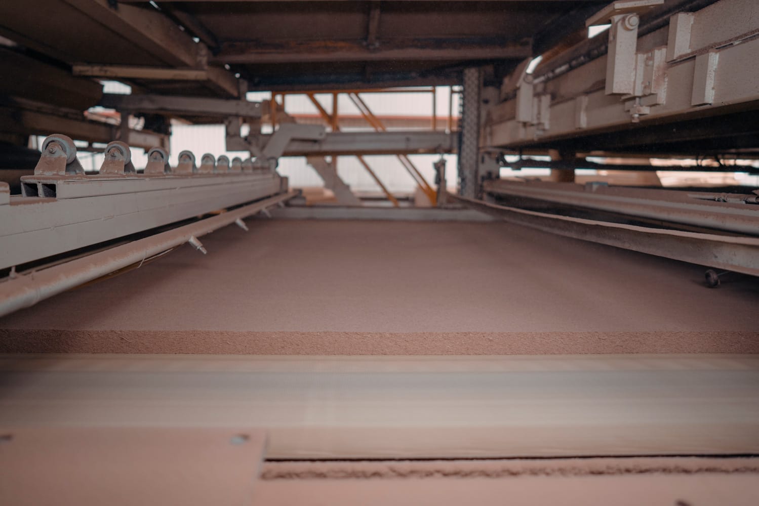 شرکت رها آذین صفحه